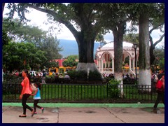  Santa Tecla city centre 02 - José San Martin Park